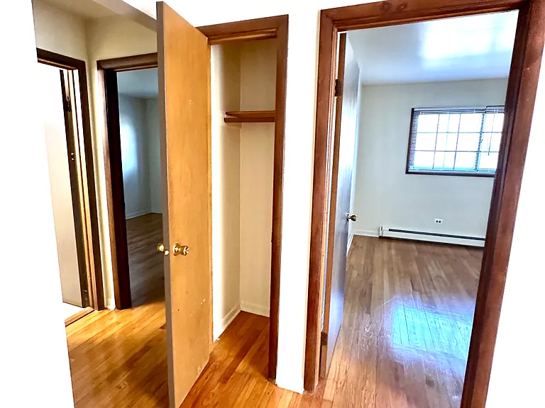 516 Lake Ave #2 — Photo 5