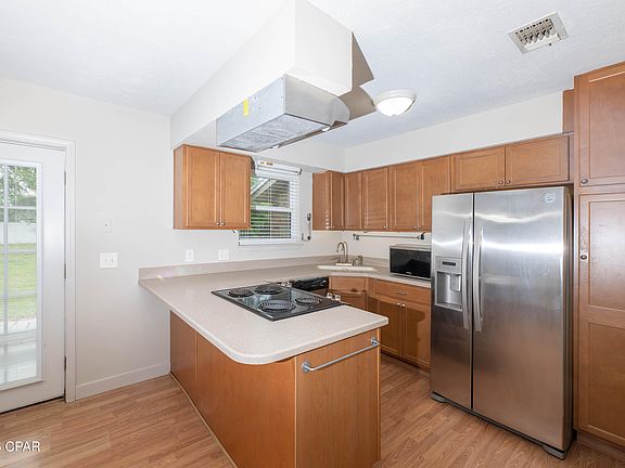 4th image of 1007 Alabama Ave