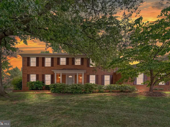 130 Minor Rd, Sterling, VA 20165