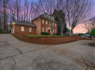 225 Pine Ridge Dr, Easley, SC 29642