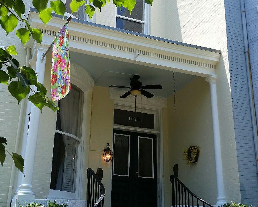 1st image of 1421 Park Ave