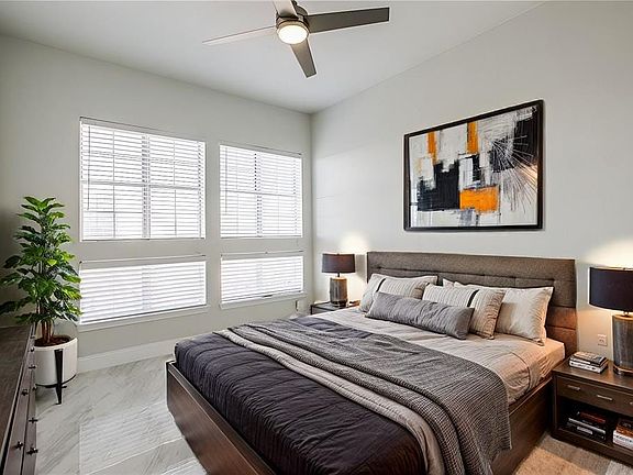 4th image of 3225 Turtle Creek Blvd APT 1634