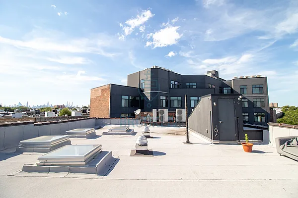 Rented by null | media 86