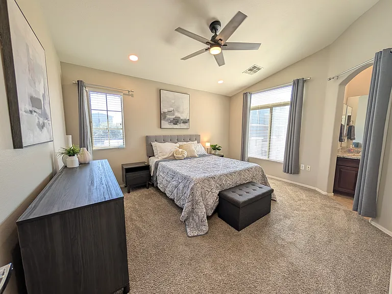 2401 E Rio Salado Pkwy #1140 — Photo 9