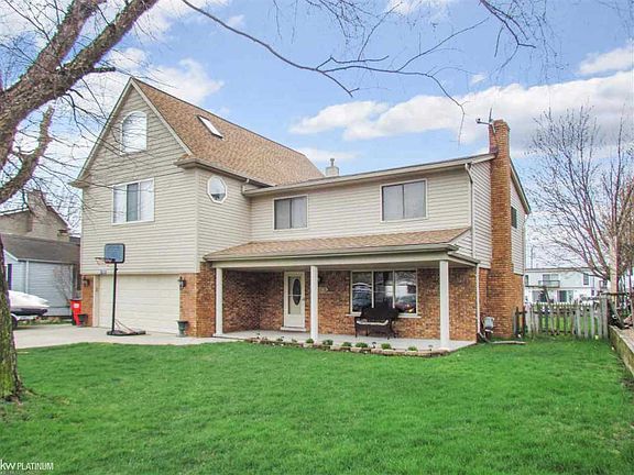 2nd image of 38225 Circle Dr