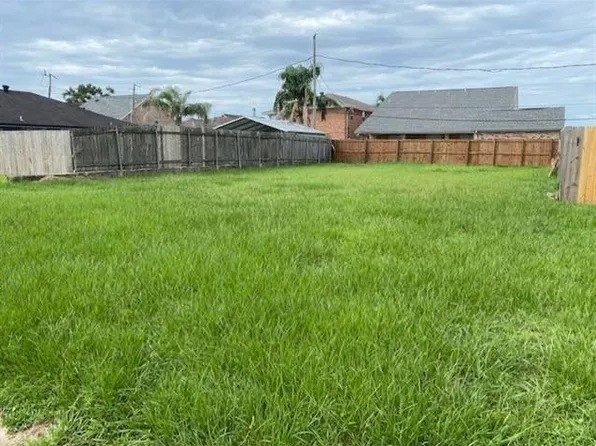 4416 Anais St, Meraux, LA 70075