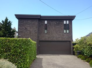 1907 11th Ave E, Seattle, WA 98102