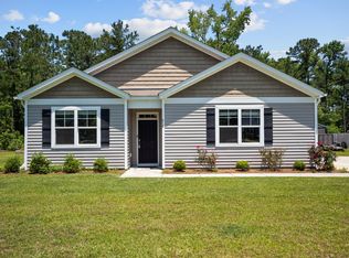 810 Lenox Dr, Holly Ridge, NC 28445