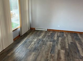 3006 W Columbus Ave, Chicago, IL