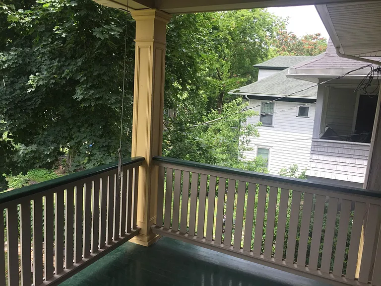 173 Shepard St #UPSTAIRS — Photo 45