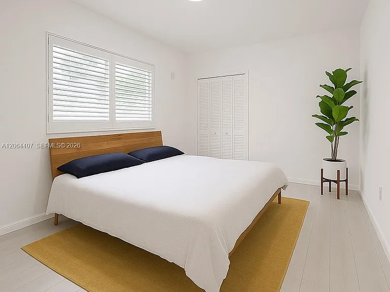 1110 Venetian Way #2B — Photo 5