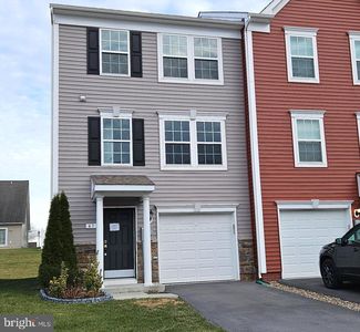 43 Cecily Way, Ranson, WV, 25438