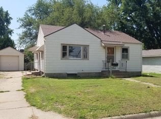 304 Charles Rd, Abilene, KS 67410