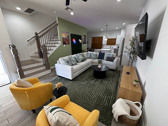 4th image of 3433 Shelby Cir