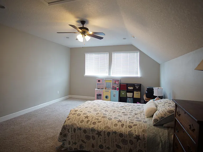 103 Tamarac Ave — Photo 17