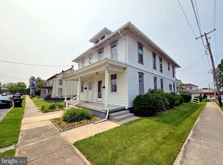33 N Washington St, Cleona, PA 17042