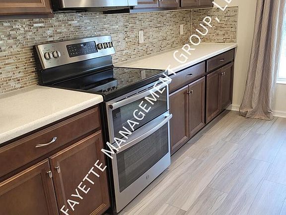 4th image of 9301 Oglethorpe Dr