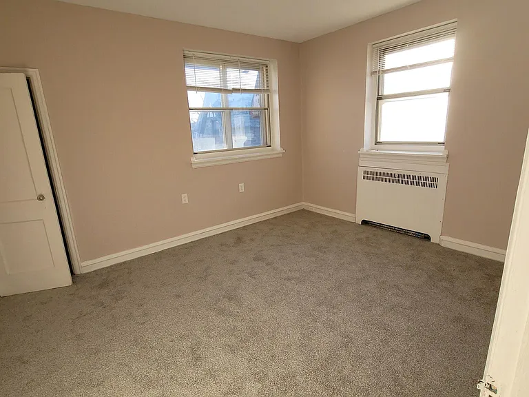 5301K W Montgomery Ave — Photo 9