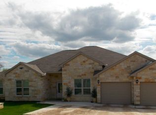 121 Picante Cv, Del Valle, TX 78617