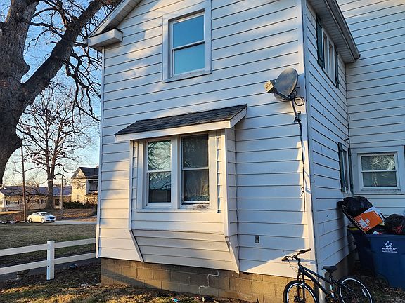 4th image of 317 W Thompson St