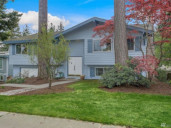2nd image of 12137 NE 141st St