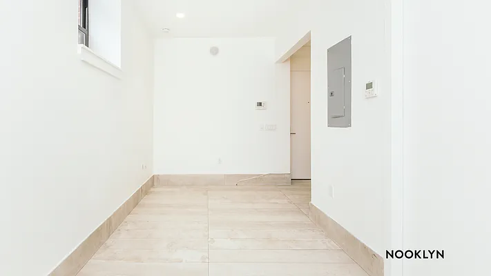 Rented by Nooklyn NYC LLC | media 34