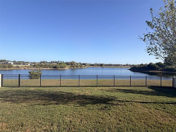 3rd image of 13850 Moosehead Cir