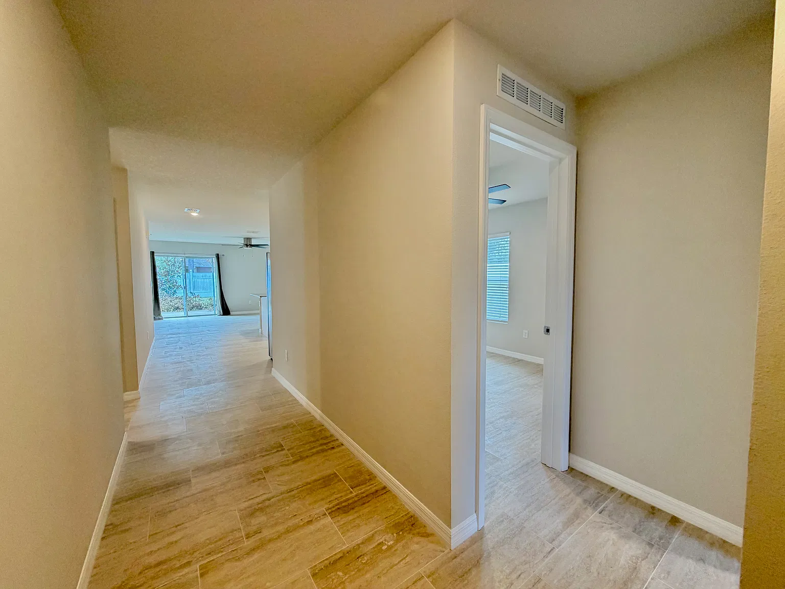 4 bed, 1446 sqft, $1,850 — Photo 2
