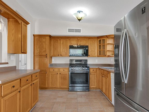 2nd image of 12272 Tierra Arroyo Dr