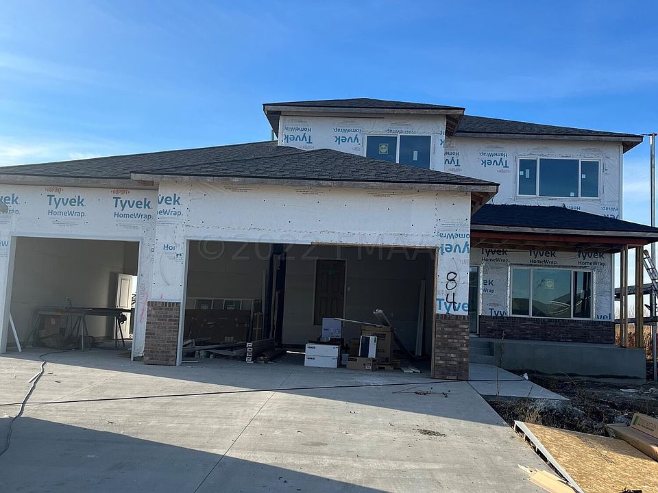 1st image of 845 60th Ave W