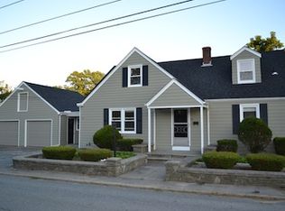 27 Dimond Ave #2, Bristol, RI 02809
