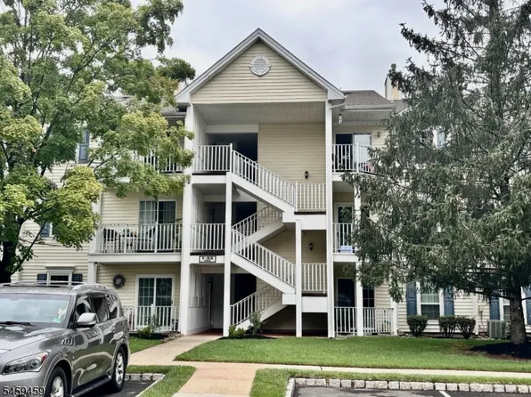 21 Amethyst Way, Franklin Twp., NJ 08823