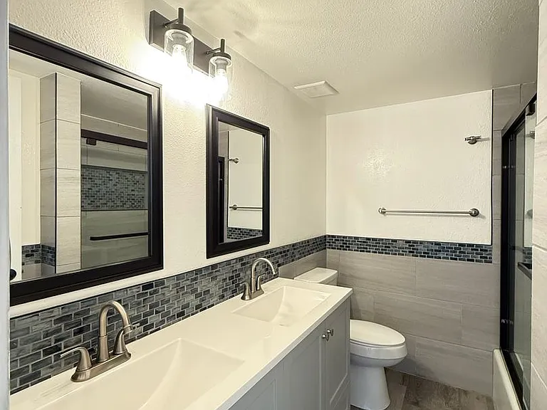 3361 Oro Grande Blvd — Photo 12