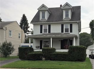 410 W Spruce St, East Rochester, NY 14445