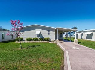 5335 Powhattan St, Zephyrhills, FL 33542