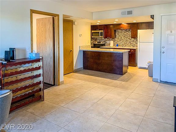 2nd image of 4191 Gannet Cir Unit 240