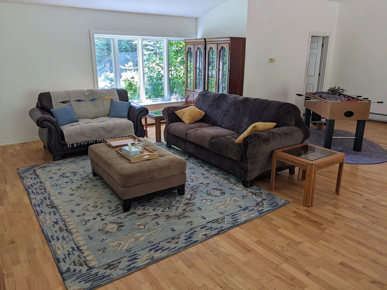 4 bed, 2488 sqft, $3,200 — Photo 2