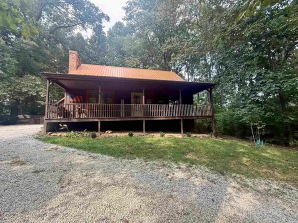 1349 Bellgrade Ave, Loogootee, IN 47553