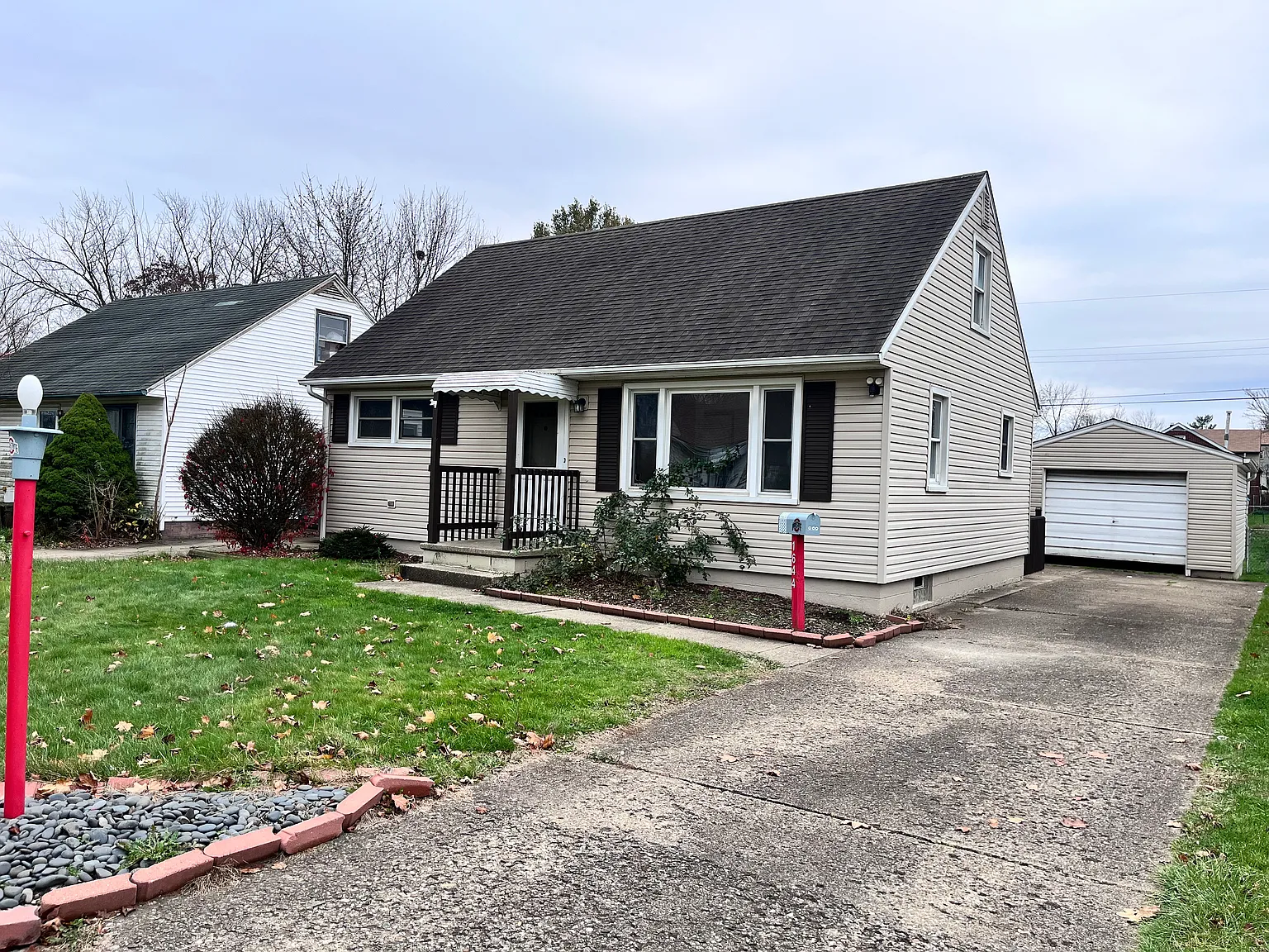 1644 32nd St NE photo 1