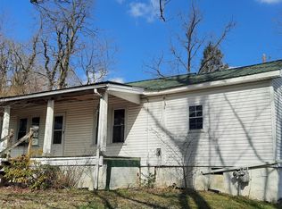 514 Fields Ln, London, KY 40741