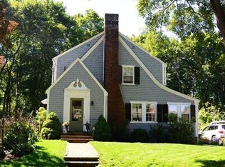 9 Sanborn Rd, Hingham, MA 02043