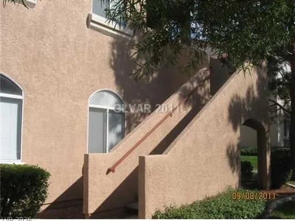 700 Carnegie St APT 2423, Henderson, NV 89052