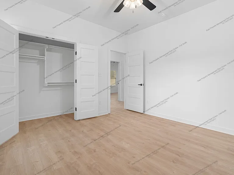 8809 Bainbridge Ct #A — Photo 22