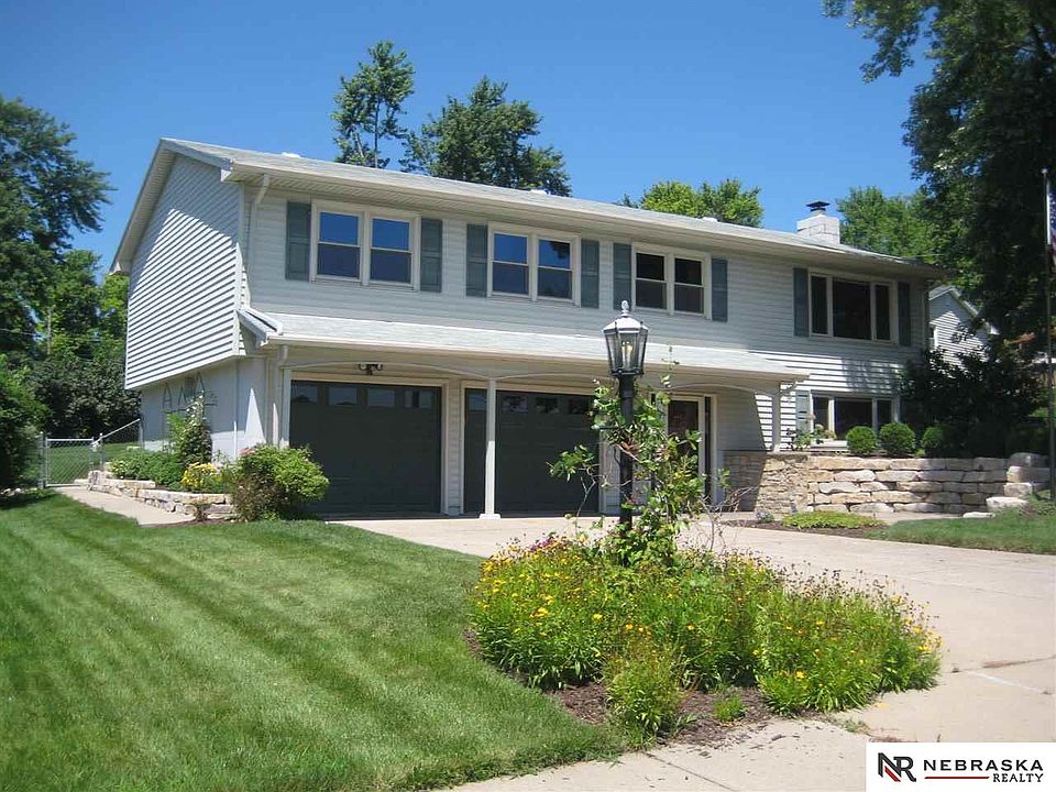 1st image of 1318 Thomas Dr