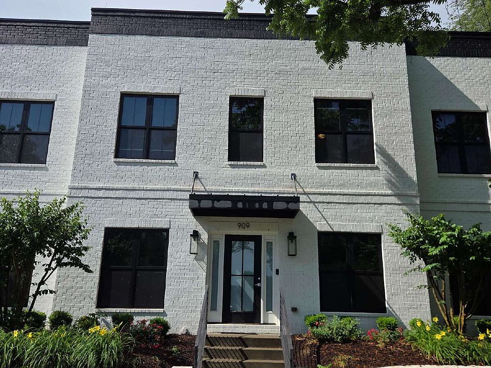 1st image of 219 S Bilbro Ave