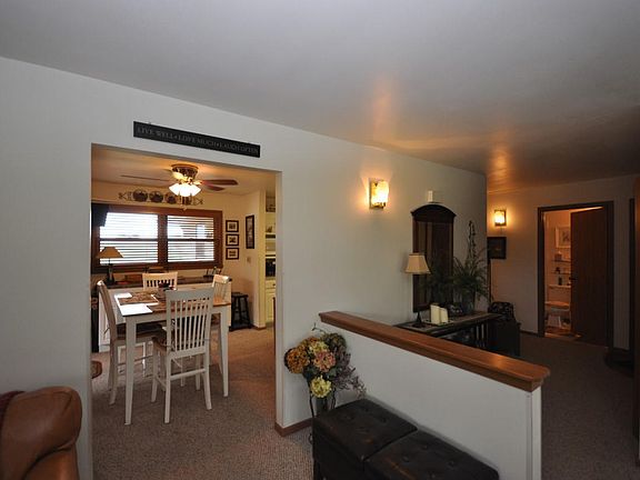 3rd image of 1219 Villa Park Dr