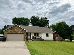 507 Shawn Crest Ln, Richmond, MO 64085