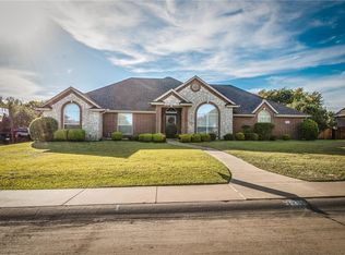 1711 Ashemore Ct, Midlothian, TX 76065