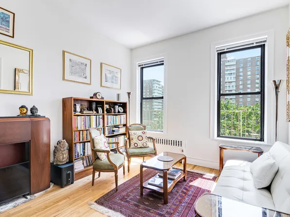 140 Claremont Avenue image 3 of 8