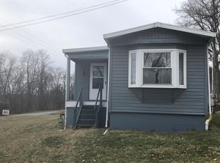 1006 Wampum Rd, Ellwood City, PA 16117